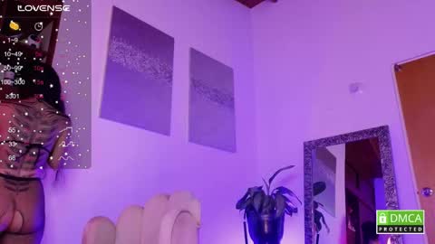 Snapshot of paulatoro__ chatting on 06/06/26, 12:54 Paula Toro online show from 06/06/26, 12:54