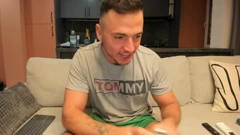 paulblack021 online show from 04/01/26, 11:24