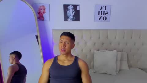 Snapshot of paulcreewx chatting on 03/07/25, 02:56 paul online show from 03/07/25, 02:56