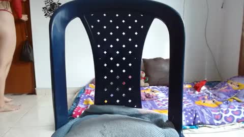 paulet latiin online show from 12/13/24, 08:15