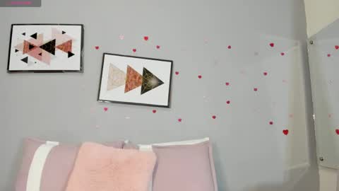 Pau online show from 04/23/26, 12:51