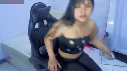 Live 800am 200pm COLOMBIAN HOUR online show from 12/05/25, 01:09