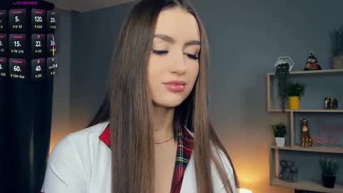 Eva online show from 10/23/25, 07:12