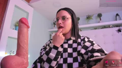 paulha_miller online show from 11/04/25, 12:15