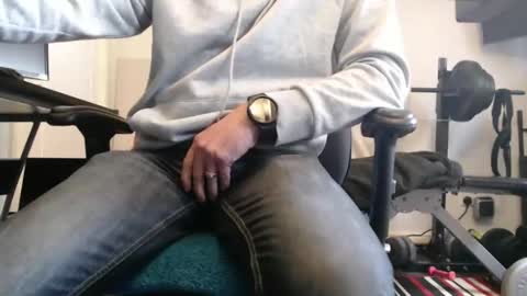 paulie120464 online show from 10/18/25, 11:44