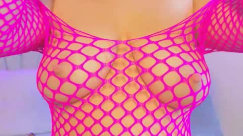 Snapshot of paulina__rose chatting on 03/05/26, 07:54 paulina online show from 03/05/26, 07:54