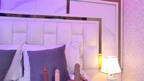 Paulina  online show from 11/25/25, 08:53