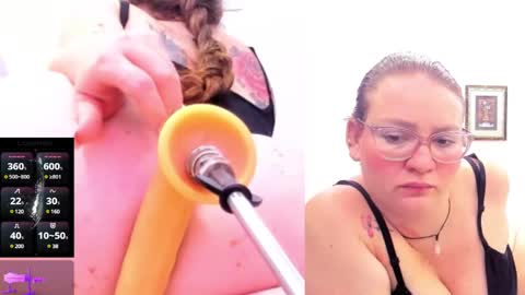 Snapshot of paulina_davis_ chatting on 03/08/25, 02:12 Paulina Davis online show from 03/08/25, 02:12