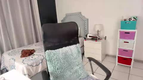 Paulina online show from 03/12/26, 01:23