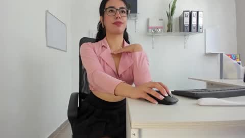 paulina online show from 01/18/26, 06:34