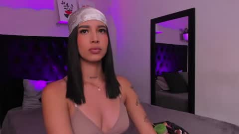 Snapshot of paulina_lopezz chatting on 07/22/26, 06:38 PAULINA online show from 07/22/26, 06:38