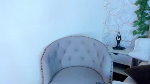 paulina lux online show from 02/04/26, 01:50