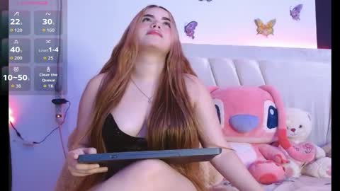 Pau online show from 03/29/26, 04:01