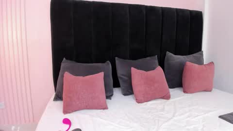 Paulina online show from 11/07/25, 09:37