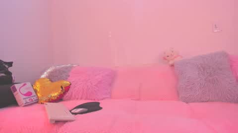 call me ur bbygurl online show from 01/08/25, 09:23