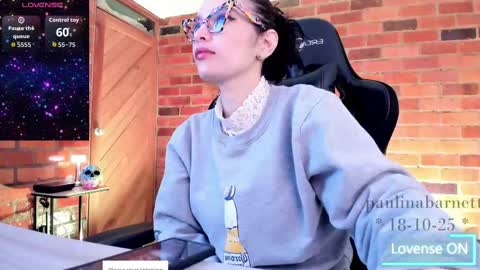 Paulina online show from 10/18/25, 07:53