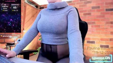 Paulina online show from 12/19/25, 05:58