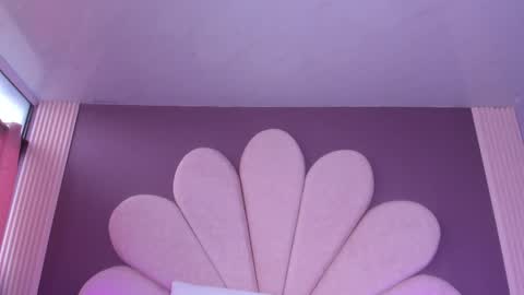 Paulina online show from 02/20/25, 03:41