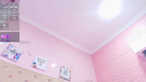 PaulinaSaennz online show from 01/21/25, 03:54