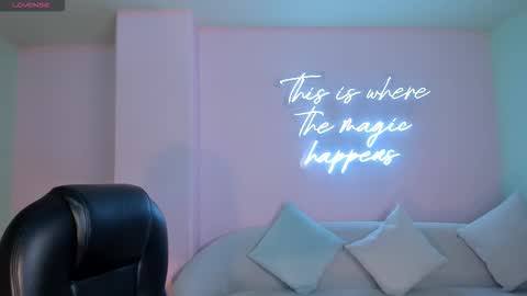 Snapshot of paulinasantosx chatting on 09/25/25, 07:28 Paulina Santos online show from 09/25/25, 07:28