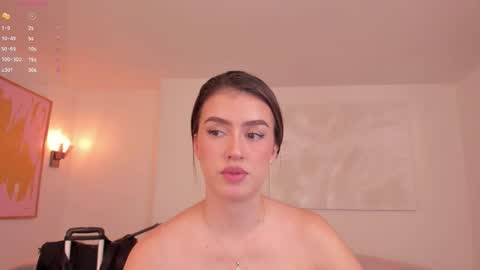 Snapshot of paulinasantosx chatting on 12/21/25, 05:31 Paulina Santos online show from 12/21/25, 05:31