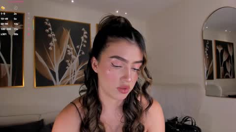 Paulina Santos  online show from 02/05/26, 08:35