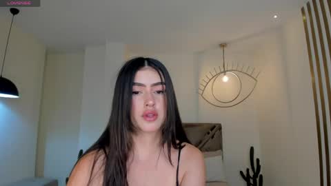 Paulina Santos  online show from 04/23/26, 07:38