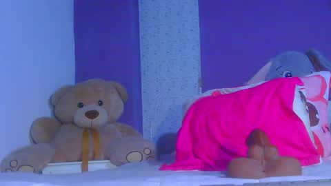 Snapshot of paulinawilliams chatting on 07/17/26, 06:46 paulina online show from 07/17/26, 06:46