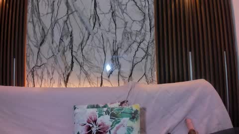 Pauline online show from 01/12/26, 03:23