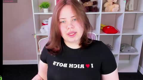 Erica online show from 05/03/26, 09:48