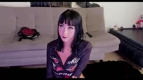 Pauline online show from 10/04/25, 09:46