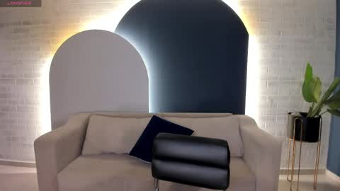 Pauline Sanz online show from 06/02/26, 07:05