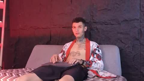 Paulo online show from 01/16/26, 09:41