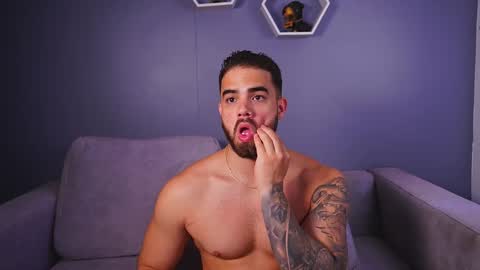 Paul Phoenix online show from 11/19/25, 08:42