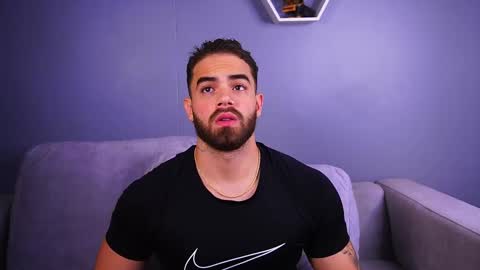 Paul Phoenix online show from 12/21/25, 08:27