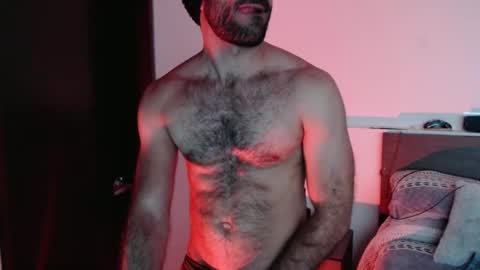 Snapshot of paulripped chatting on 12/27/24, 02:14 Paul online show from 12/27/24, 02:14