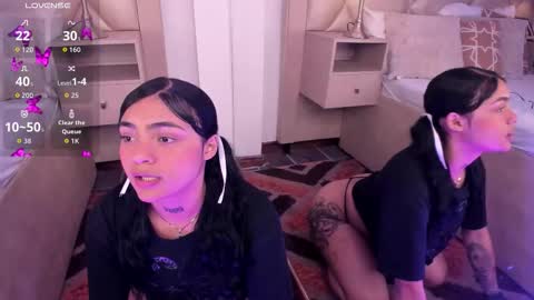 Snapshot of pauvega_ chatting on 11/14/25, 01:54 Pau online show from 11/14/25, 01:54