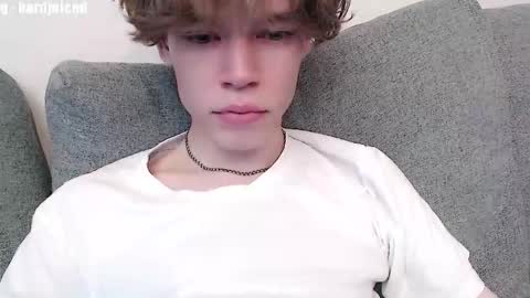 Snapshot of pawclaw chatting on 06/08/26, 01:28 pawclaw online show from 06/08/26, 01:28