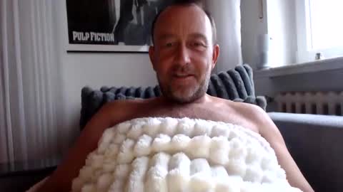 Snapshot of pawelito123 chatting on 01/09/25, 08:24 Ben online show from 01/09/25, 08:24