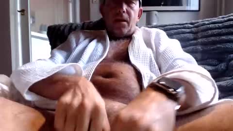 Snapshot of pawelito123 chatting on 09/14/25, 08:02 Ben online show from 09/14/25, 08:02
