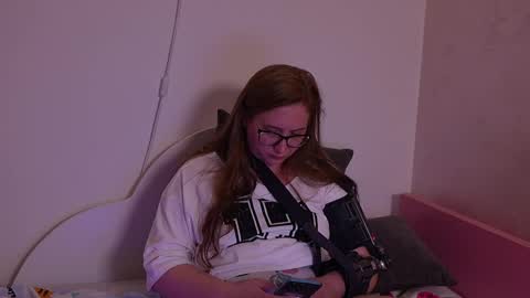 pawg_official online show from 05/20/26, 01:45