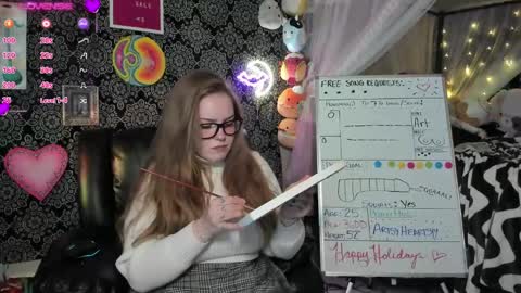 Snapshot of pawggoddess778 chatting on 12/25/24, 01:42 ArtsyHeartsyy online show from 12/25/24, 01:42