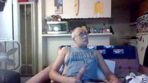 pawgkiller online show from 10/18/25, 04:37