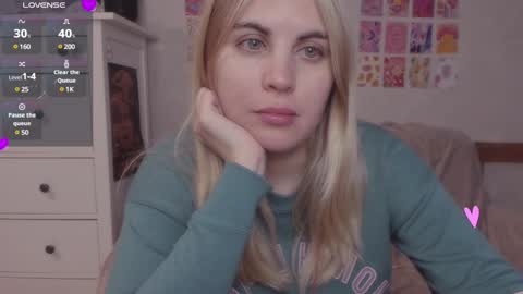 Snapshot of pawwsup1 chatting on 12/16/24, 11:55 Allisses online show from 12/16/24, 11:55