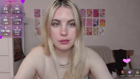 Snapshot of pawwsup1 chatting on 12/28/24, 09:52 Allisses online show from 12/28/24, 09:52