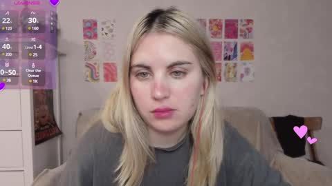 Snapshot of pawwsup1 chatting on 12/30/24, 09:48 Allisses online show from 12/30/24, 09:48