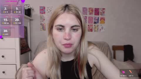 Snapshot of pawwsup1 chatting on 02/06/25, 06:46 Allisses online show from 02/06/25, 06:46