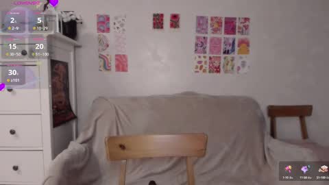 Snapshot of pawwsup1 chatting on 02/20/25, 09:53 Allisses online show from 02/20/25, 09:53