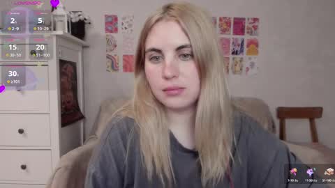 Snapshot of pawwsup1 chatting on 02/24/25, 07:30 Allisses online show from 02/24/25, 07:30