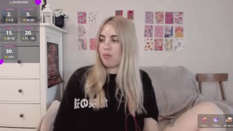 Snapshot of pawwsup1 chatting on 03/07/25, 02:23 Allisses online show from 03/07/25, 02:23